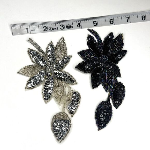 Set of 2 Large Beaded Sequin Floral Appliqués – Silver & Black - Picture 3 of 4
